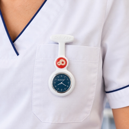 Montre infirmière Schu’zz à fixer sur vêtement ARC Distribution